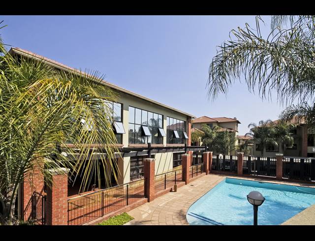 2 BEDROOM APARTMENT FOR SALE IN PAULSHOF